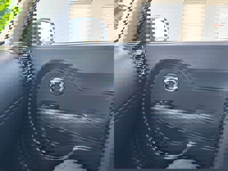 Used 2019 Kia Soul + image 11