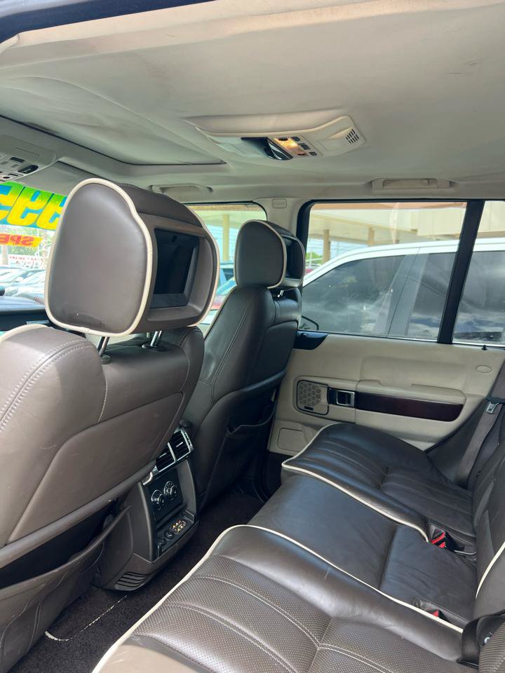 Used 2010 Land Rover Range Rover HSE LUX AWD/4WD image 4