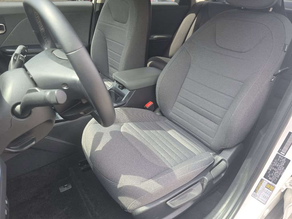 Used 2025 Kia K4 EX FWD image 22