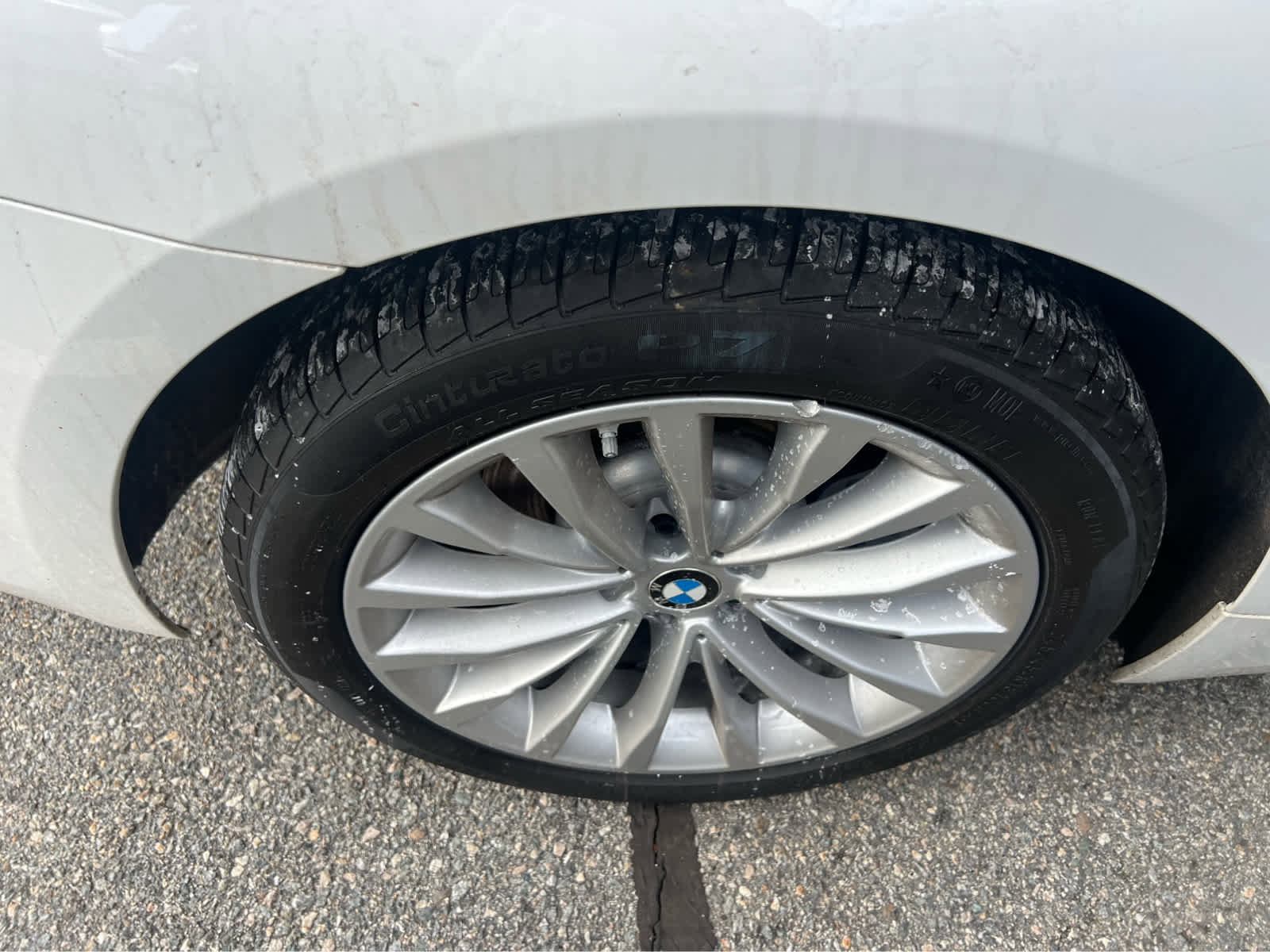 Used 2023 BMW 530i xDrive w/ Premium Package image 14