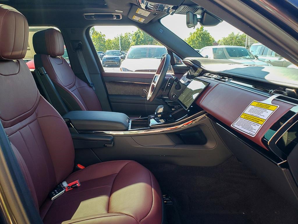 New 2025 Land Rover Range Rover Sport Dynamic SE image 25