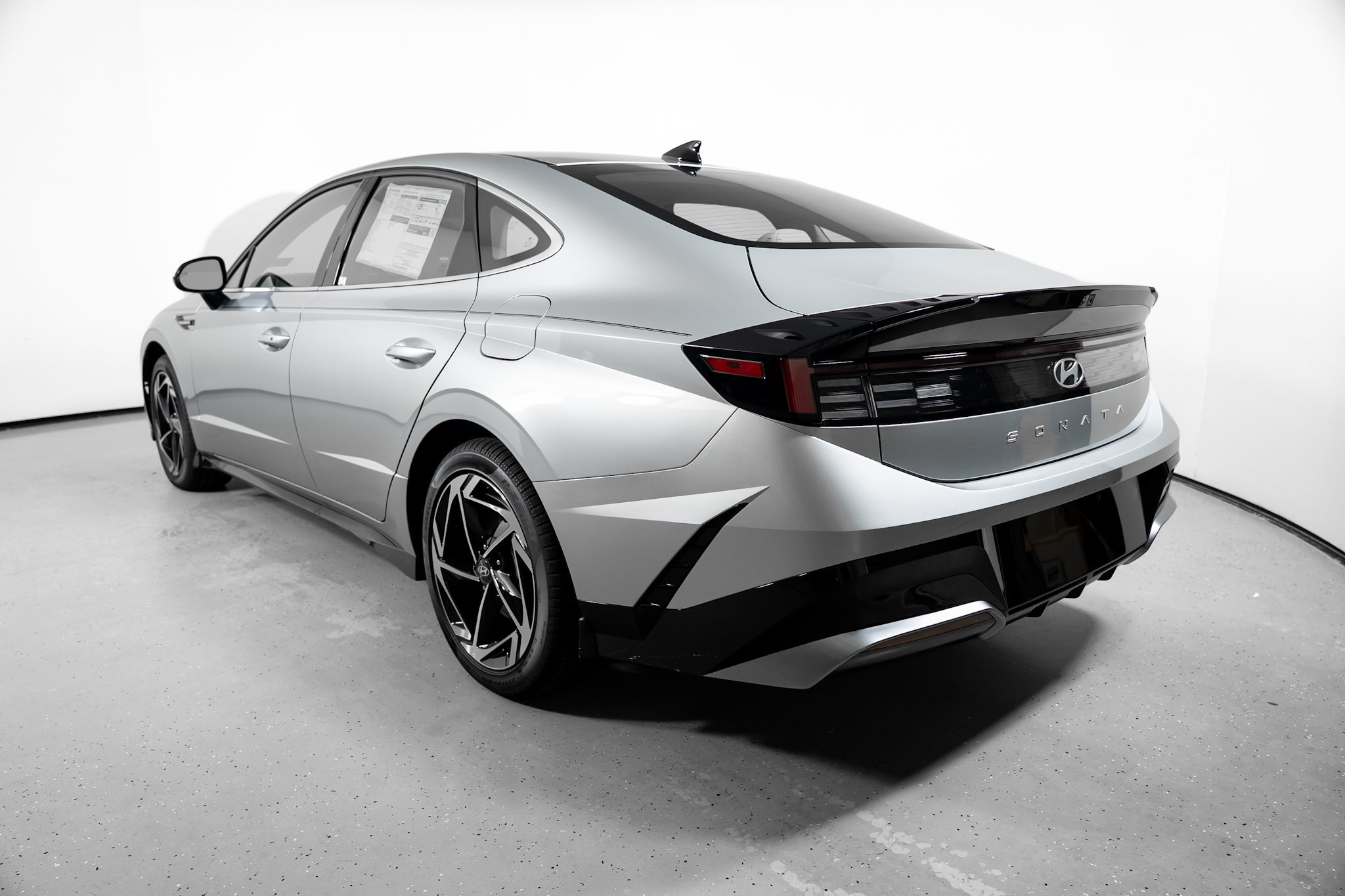 New 2026 Hyundai Sonata SEL FWD image 10