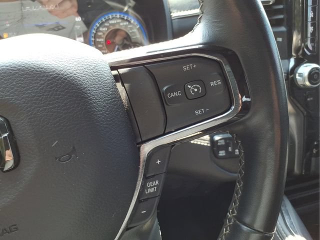 Used 2022 RAM 1500 Limited w/ Body Color Bumper Group AWD/4WD image 17