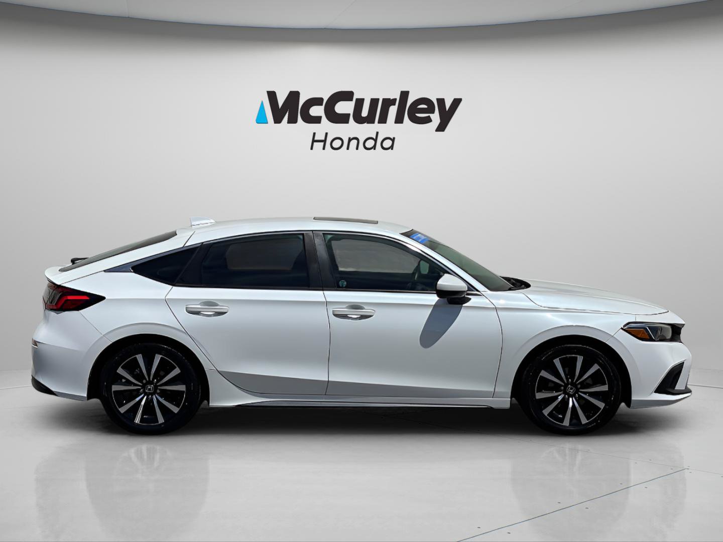 Certified 2023 Honda Civic EX-L image 2
