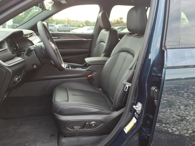 New 2027 Jeep Grand Cherokee Limited AWD/4WD image 12