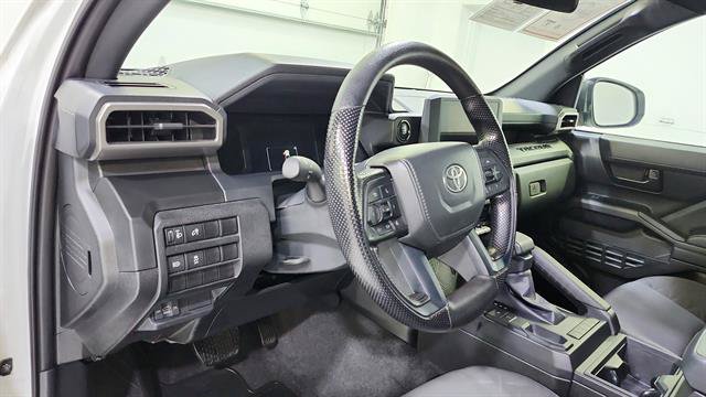 Used 2024 Toyota Tacoma SR RWD image 10