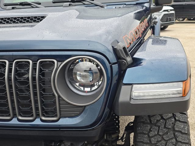 Used 2025 Jeep Gladiator Mojave image 30