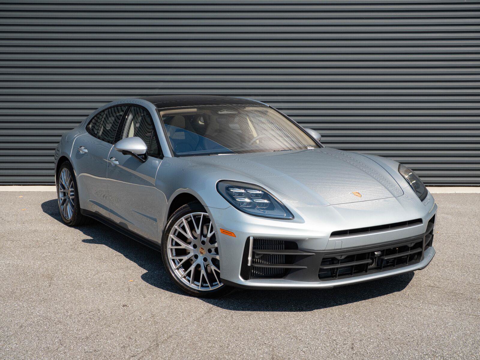 Certified 2026 Porsche Panamera 4 AWD/4WD image 27