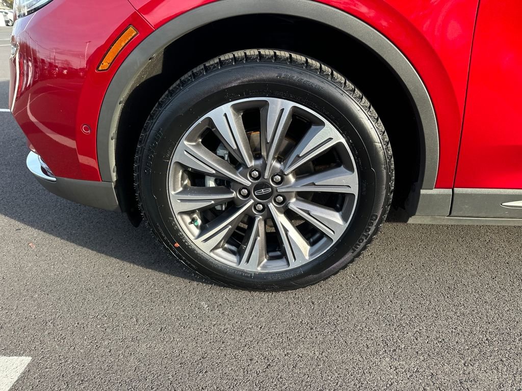 Used 2022 Lincoln Corsair Reserve w/ Equipment Group 201A image 12