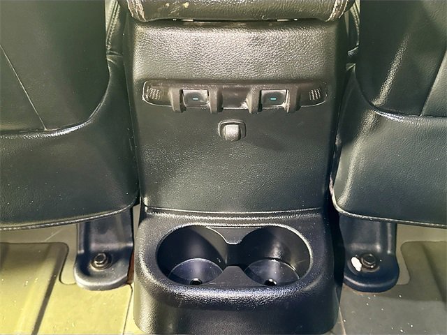 Used 2015 Jeep Wrangler Unlimited Rubicon image 23