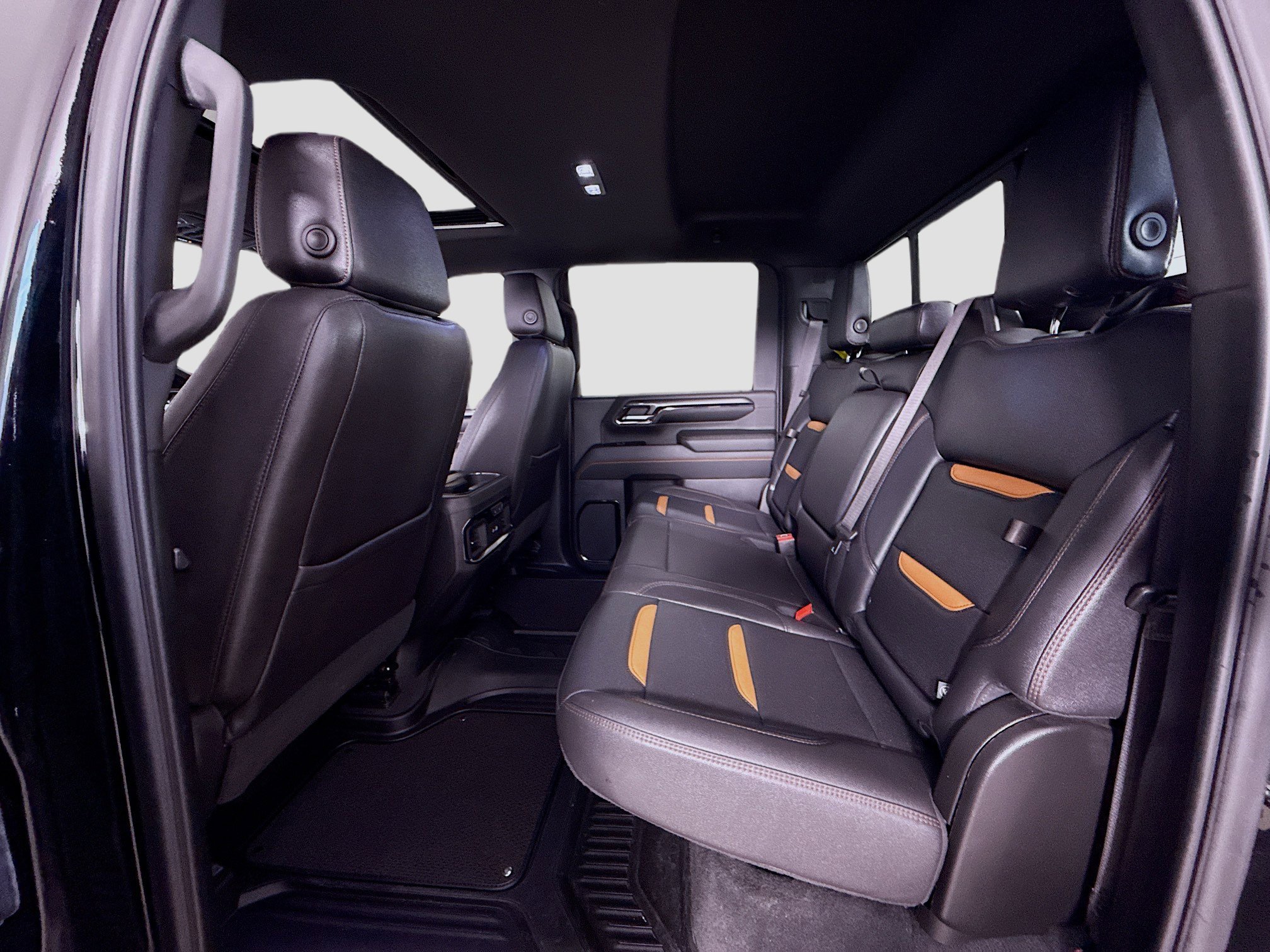 Used 2024 GMC Sierra 2500 AT4 w/ Technology Package image 26