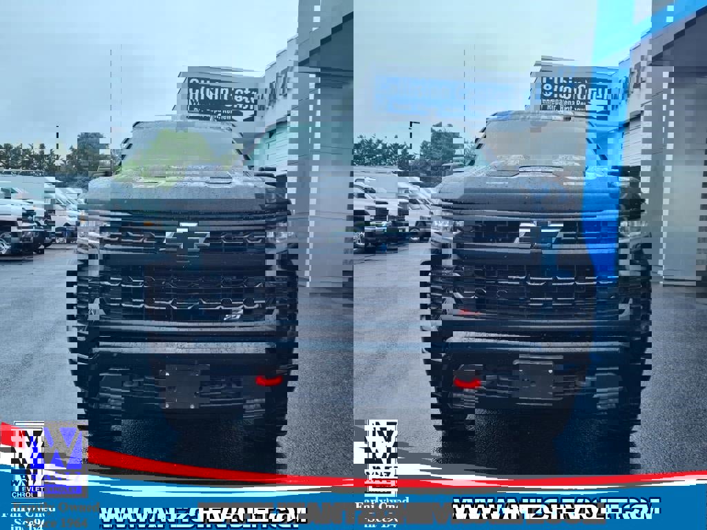 Used 2023 Chevrolet Silverado 1500 LT Trail Boss w/ Protection Package image 3