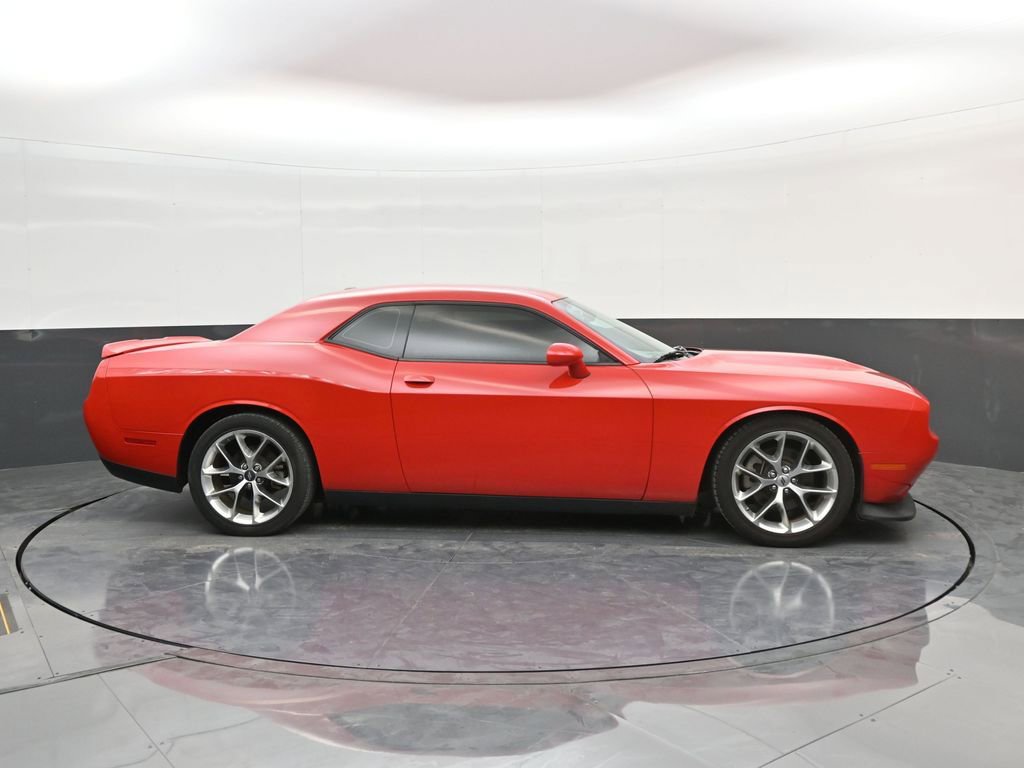 Used 2022 Dodge Challenger GT image 9