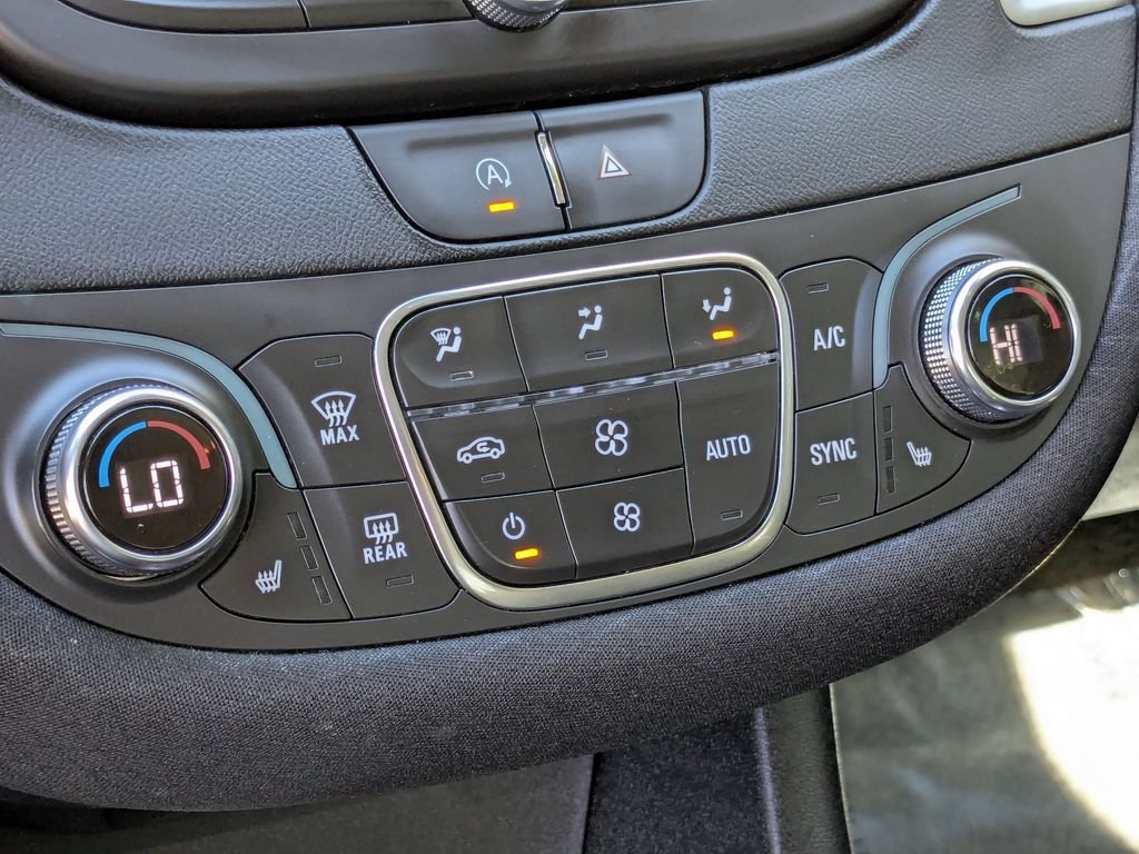 Used 2024 Chevrolet Malibu LT FWD image 21