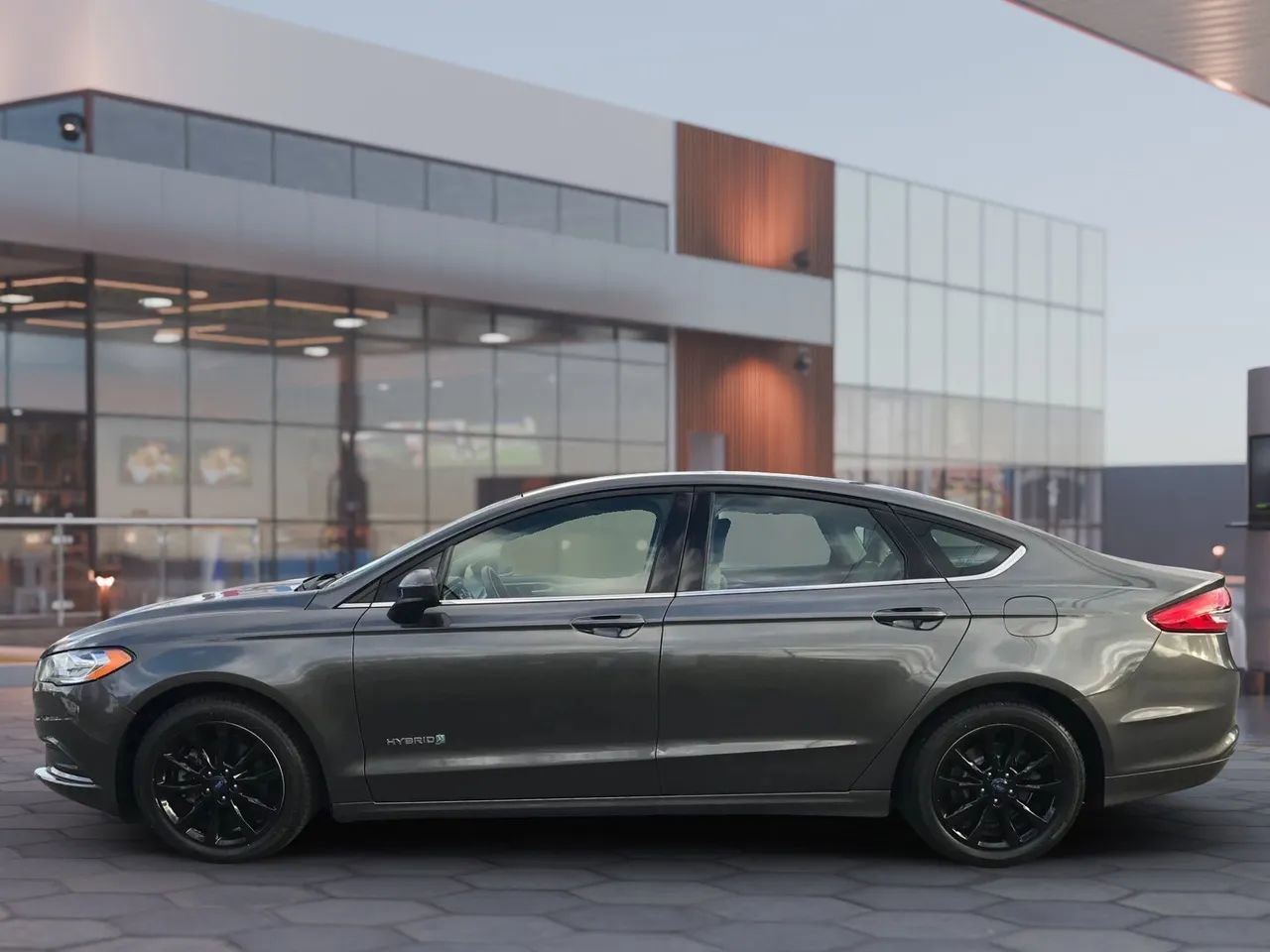 Used 2017 Ford Fusion S image 8