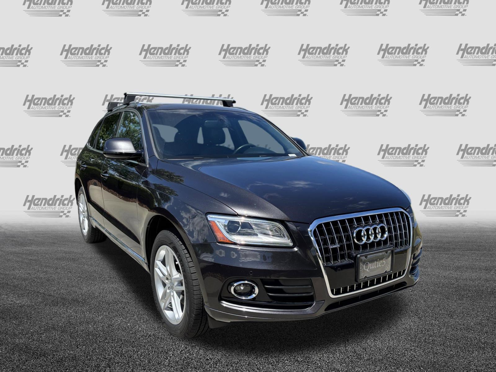 Used 2016 Audi Q5 2.0T Premium Plus w/ Technology Package AWD/4WD image 2