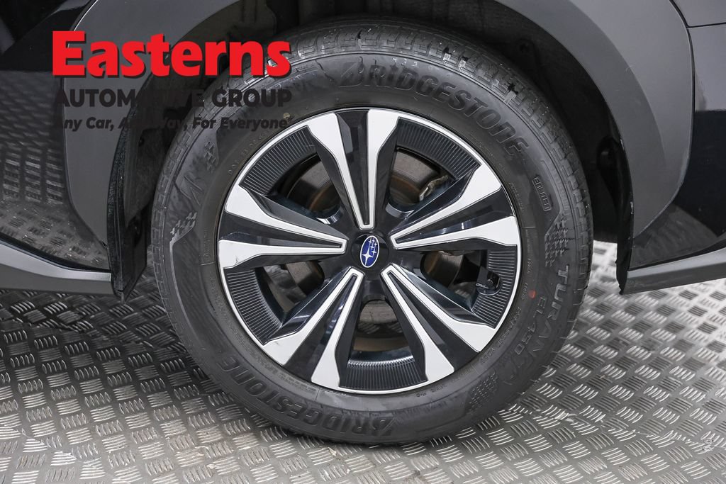Used 2023 Subaru Solterra AWD image 31