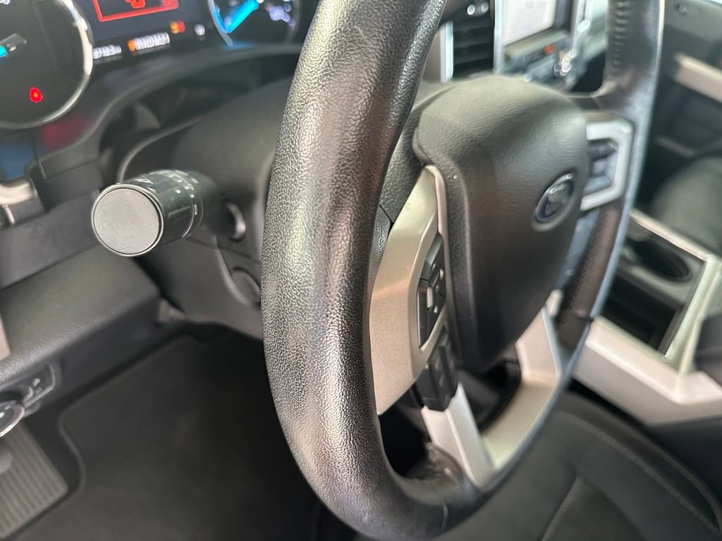 Used 2019 Ford F350 Lariat w/ Lariat Ultimate Package AWD/4WD image 21