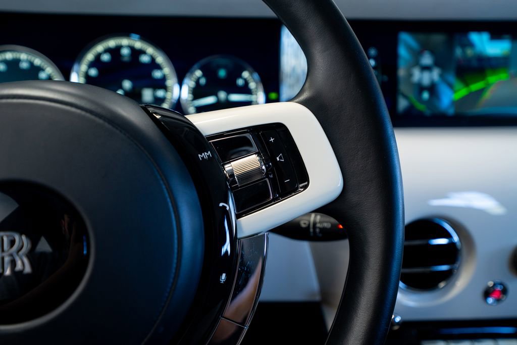 Used 2019 Rolls-Royce Phantom Sedan image 31