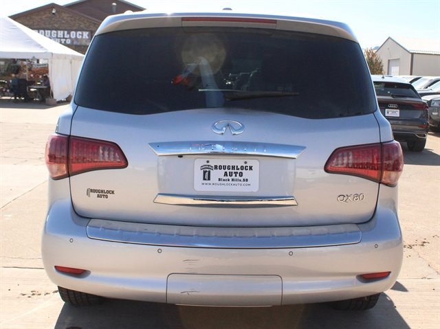 Used 2017 INFINITI QX80 4WD w/ Driver Assistance Package image 4