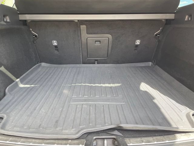 Used 2024 Volvo XC60 B5 Plus AWD/4WD image 54