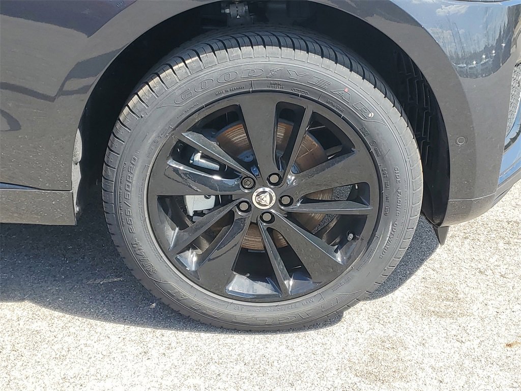 New 2025 Jaguar F-PACE R-Dynamic S image 5