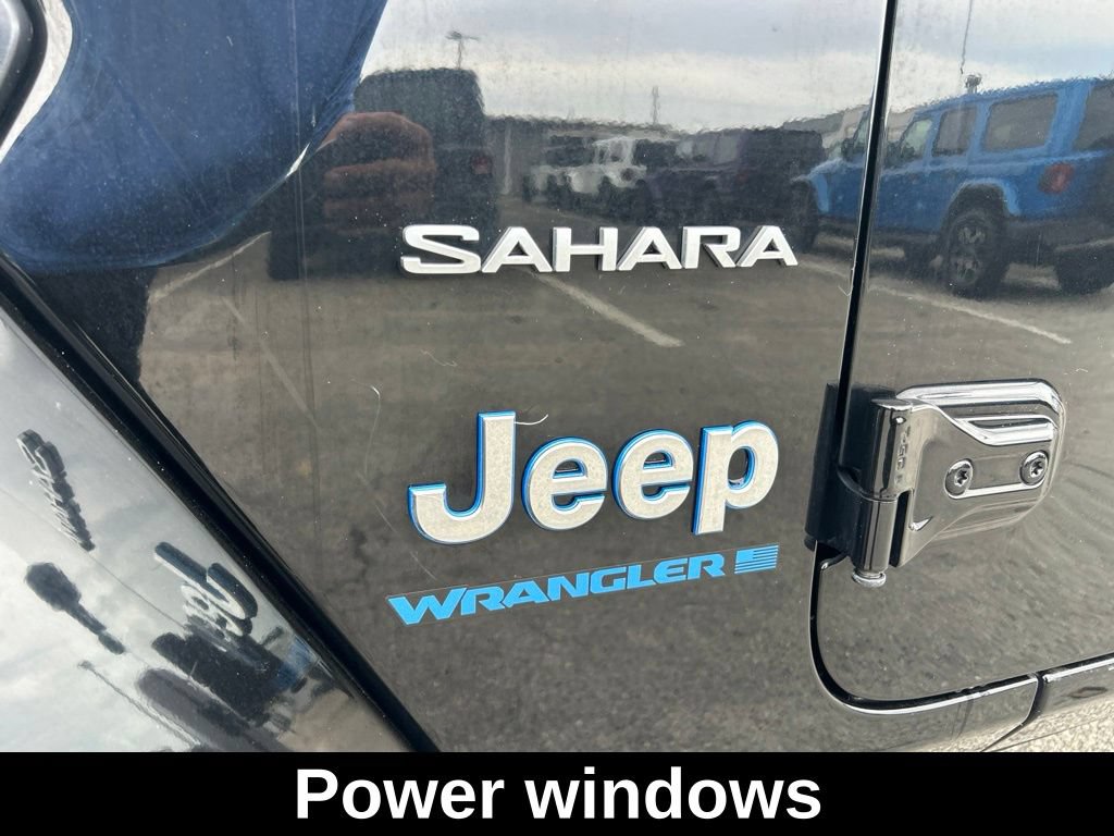 Used 2024 Jeep Wrangler Unlimited Sahara AWD/4WD image 19