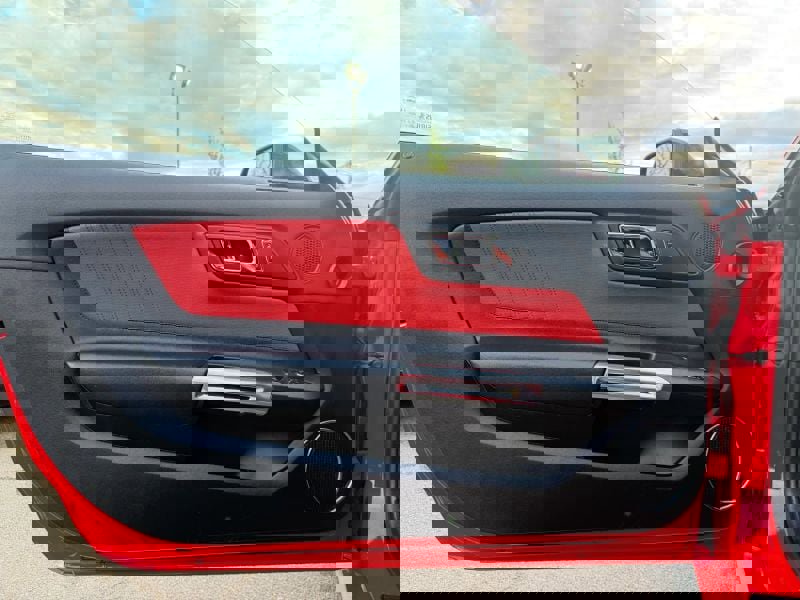 Used 2017 Ford Mustang Premium image 9