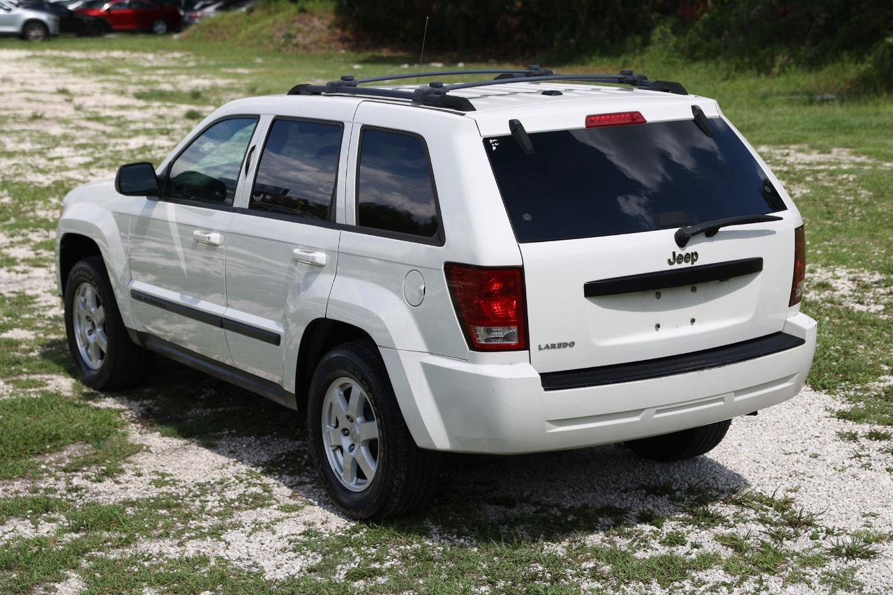 Used 2009 Jeep Grand Cherokee Laredo RWD image 5