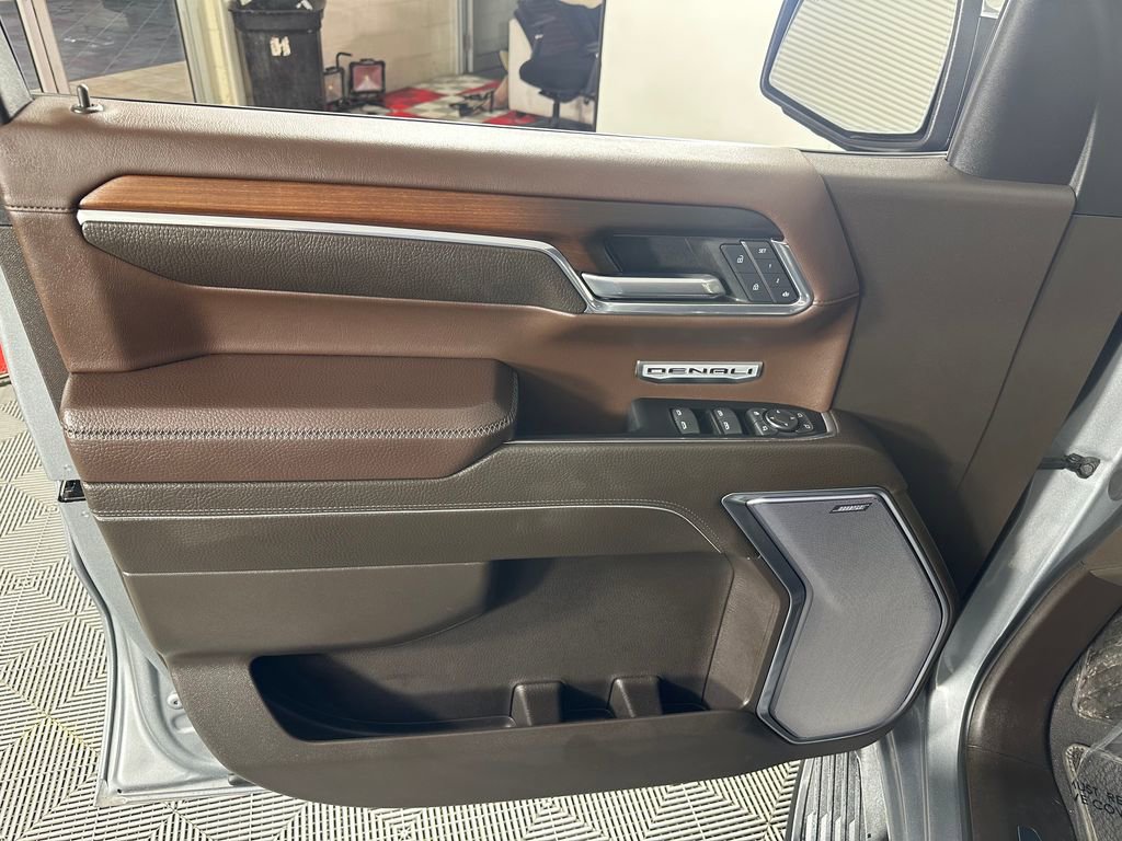 Used 2024 GMC Sierra 1500 Denali w/ Technology Package image 23