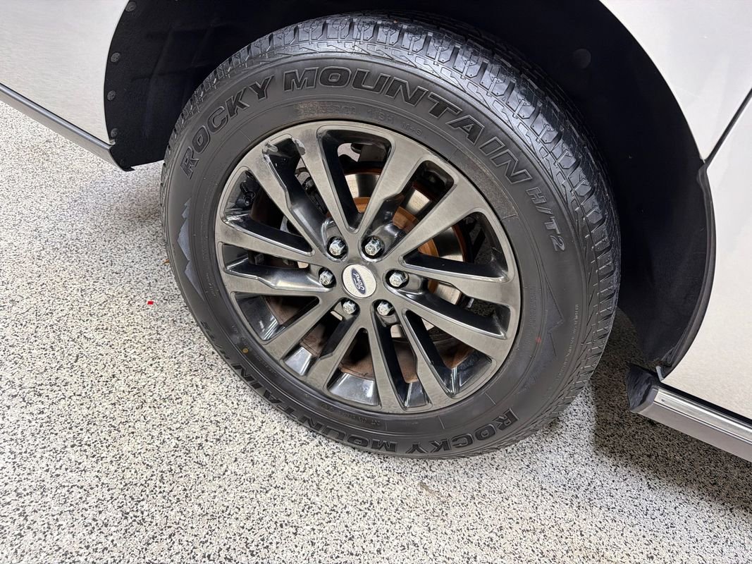 Used 2019 Ford Expedition Max Limited RWD image 53