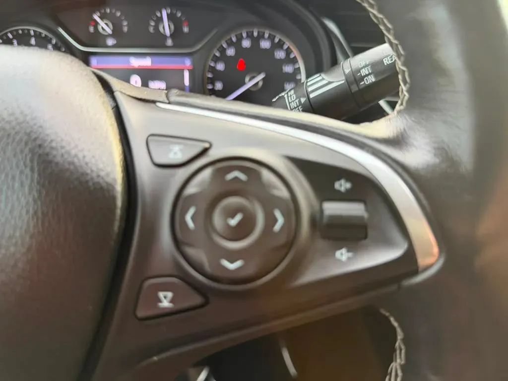 Used 2019 Buick Regal Essence w/ Driver Confidence Package I AWD/4WD image 22