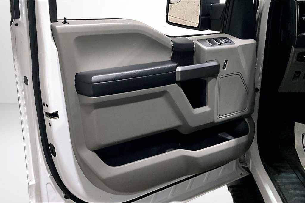 Used 2019 Ford F150 XLT w/ Equipment Group 301A Mid AWD/4WD image 21