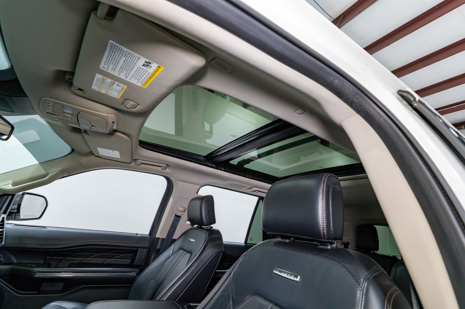 Used 2020 Ford Expedition Platinum image 19