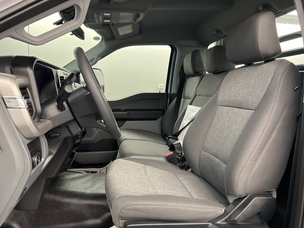 New 2026 Ford F550 4x4 Regular Cab Super Duty image 23