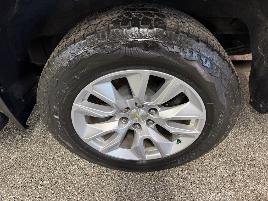 Used 2019 Chevrolet Silverado 1500 Custom w/ Custom Max Trailering Package image 14