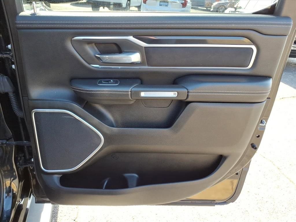 Used 2020 RAM 1500 Laramie image 17