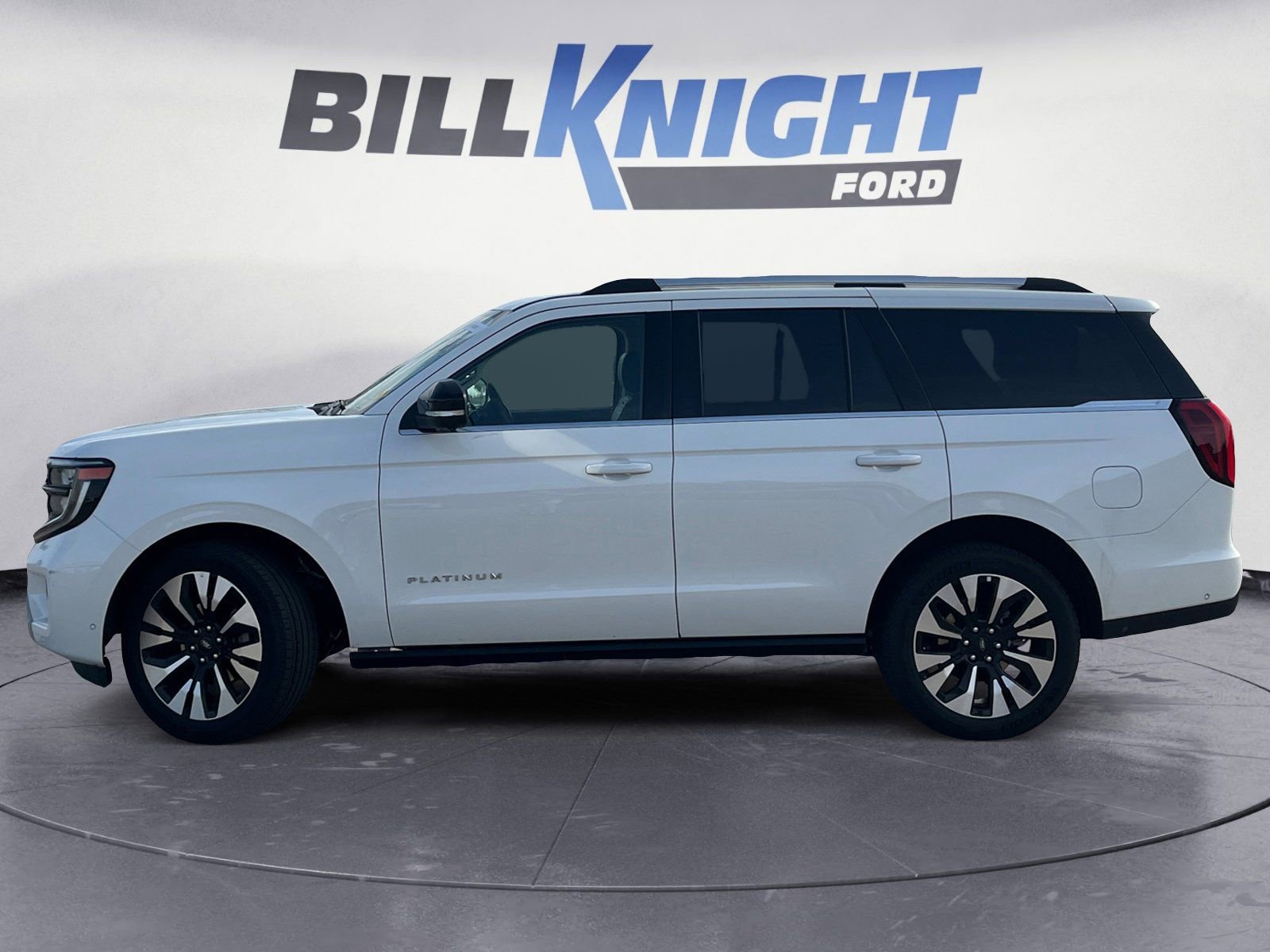 Used 2025 Ford Expedition Platinum w/ Driver's Package image 2