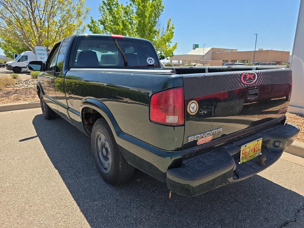 Used 2001 GMC Sonoma SLS w/ Super Spec Pkg 2 RWD image 13