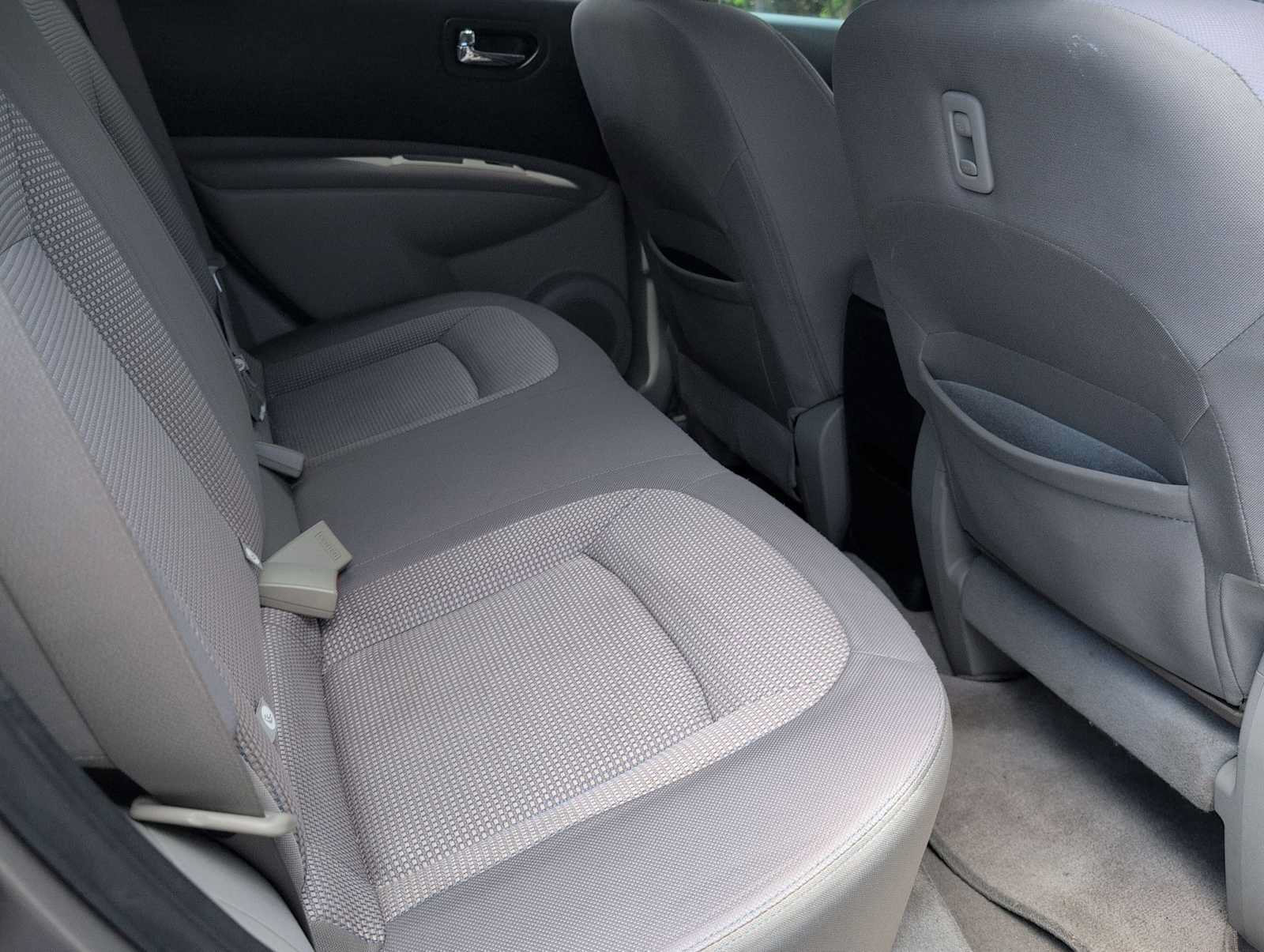 Used 2013 Nissan Rogue SV FWD image 20