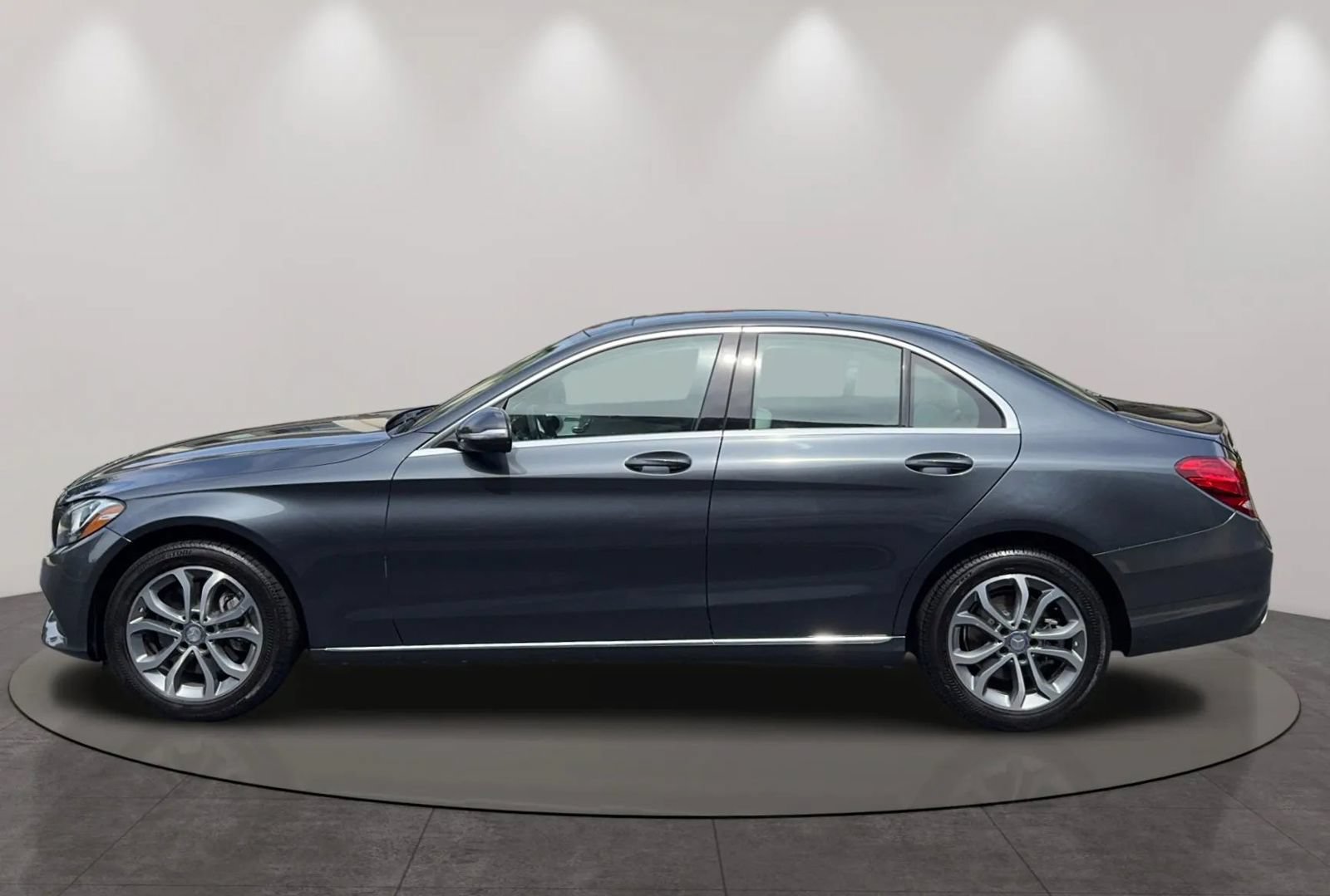 Used 2015 Mercedes-Benz C 300 4MATIC Sedan image 8