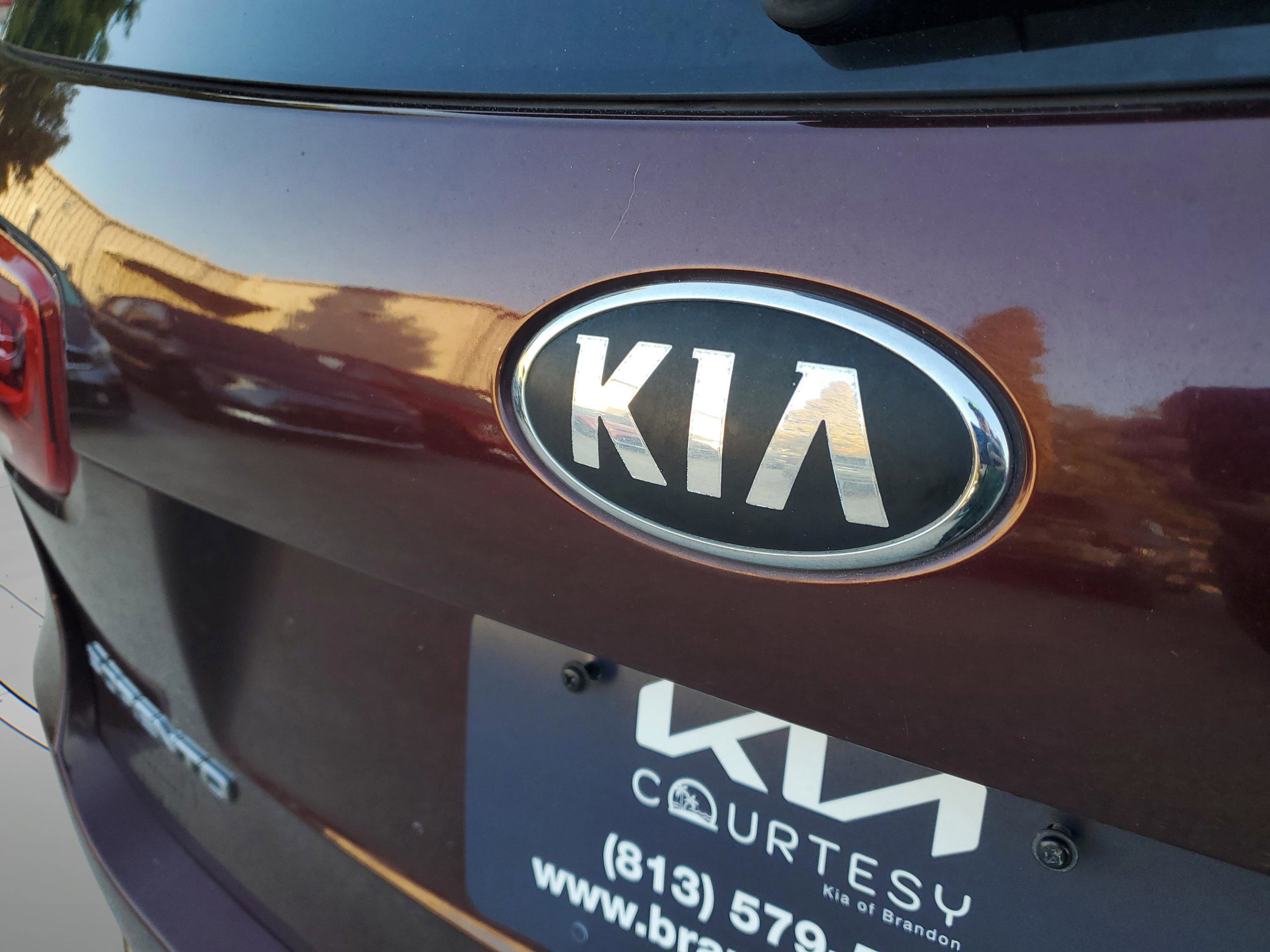 Used 2019 Kia Sorento LX image 30