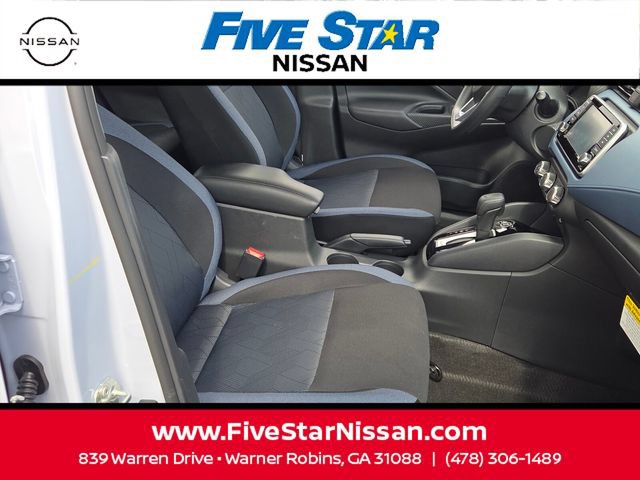 Used 2025 Nissan Versa SV w/ Trunk Package FWD image 15