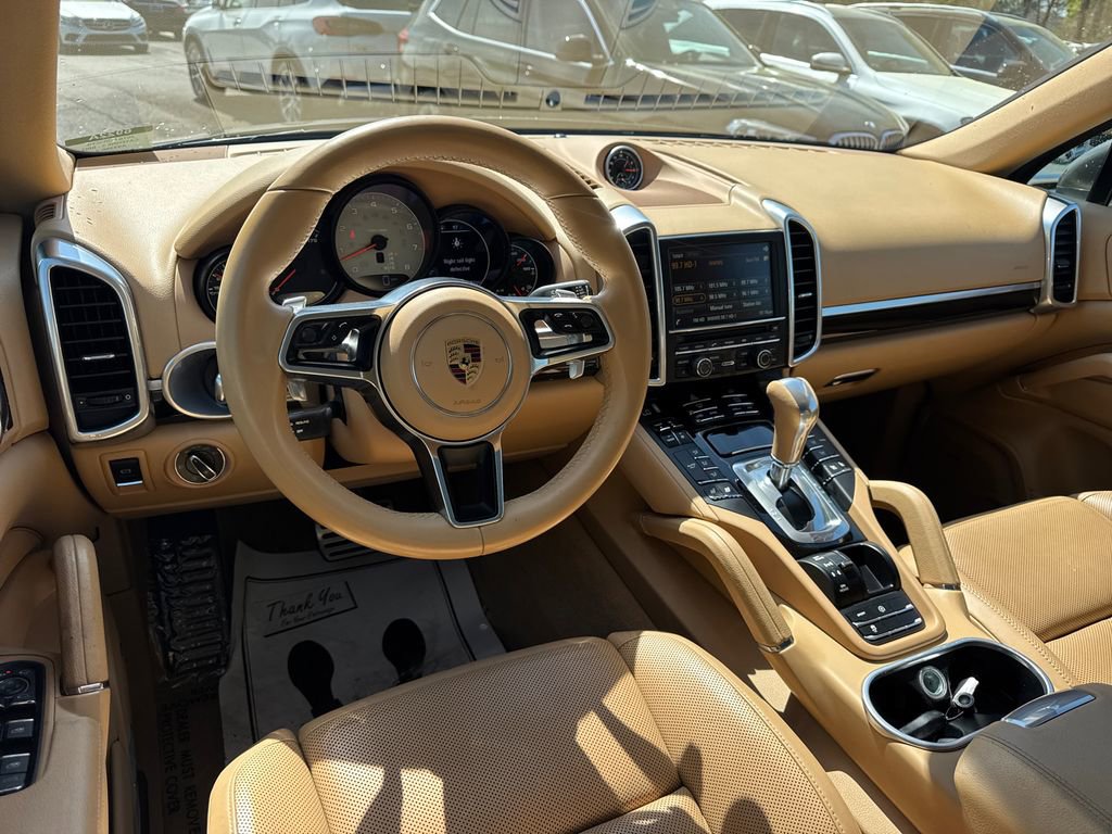 Used 2016 Porsche Cayenne S AWD/4WD image 23