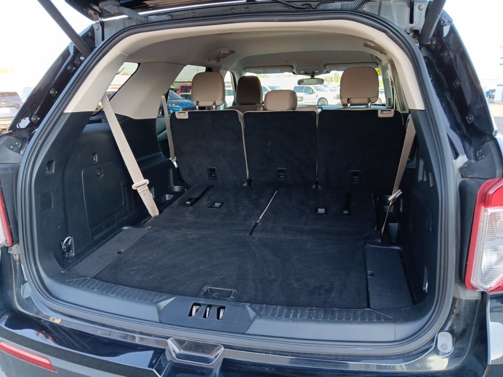Used 2023 Ford Explorer 4WD image 7