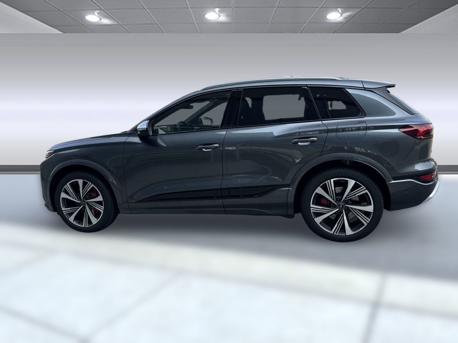 New 2025 Audi SQ6 e-tron Prestige image 2