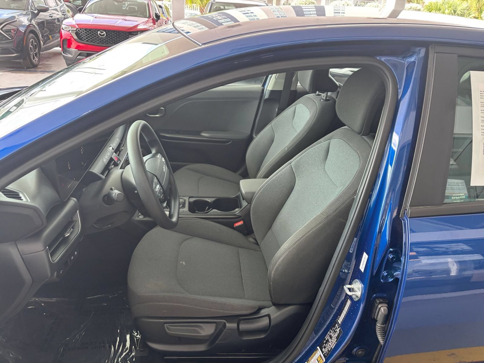 Used 2025 Kia K4 FWD image 37