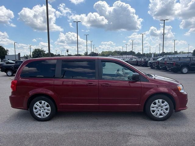 Used 2014 Dodge Grand Caravan SE w/ Quick Order Package 29E SE FWD image 7