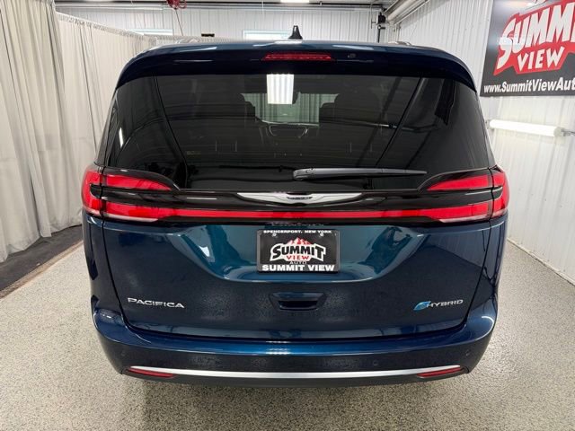 Used 2023 Chrysler Pacifica Pinnacle image 5