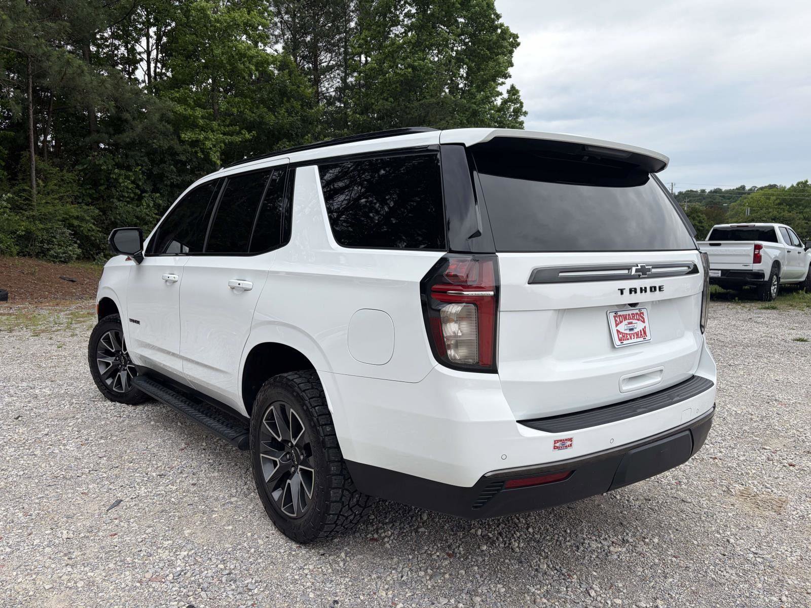 Used 2021 Chevrolet Tahoe Z71 w/ Luxury Package AWD/4WD image 24